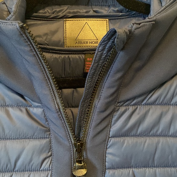 Atelier Noir (Rudsak) jacket w hood. Size small. Navy blue. Pristine condition. - Picture 2 of 13